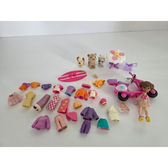 Polly Pocket Doll With Accessories & Outfits Set 33 pc lot - Picture 2 of 7